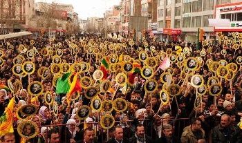 Ji Bo Perwerdeya Bi Kurdî Milyonek Îmze