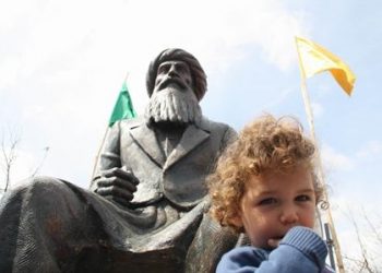 Heykeli Dikilen Seyid Rıza’nın Mezarı 74 Yıldır Bilinmiyor!
