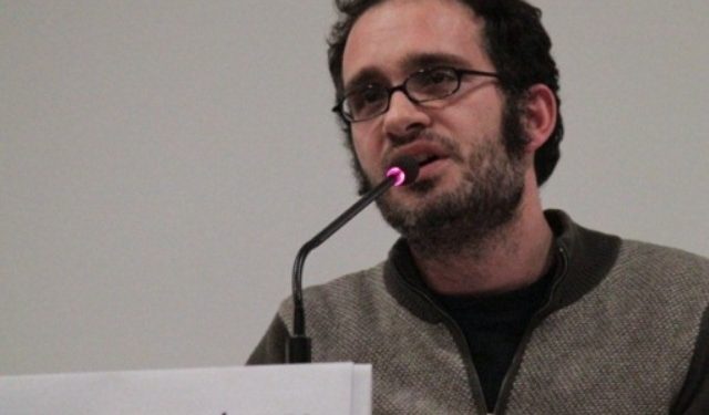 ‘Yarım Devrim Yapanlar Kendi Mezarlarını Kazar’