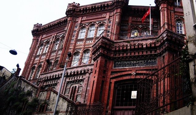 KENDİ YURDUNDA YÜZYILLARCA ‘AZINLIK’ OLMAK: RUMLAR