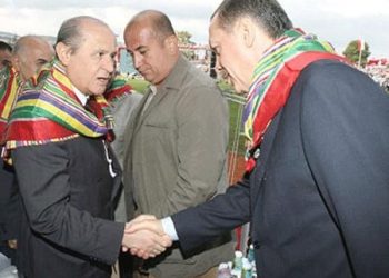 Türkiye, Cumhuriyet gidiyor: Osmanlı-Saray-Devlet rejimi geliyor!
