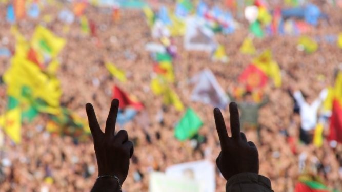 AKP-Erdoğan rejimi ateşle oynuyor