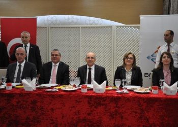 Batman Belediye işçilerinden AKP-Erdoğan rejimi ve kayyımına İslamiyet dersi