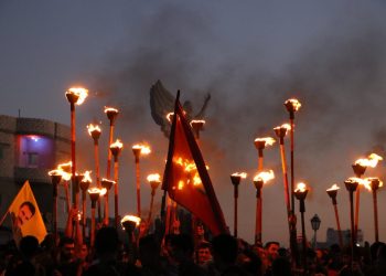 Tükür Yüzüne Celladın, Fesatçının, Hainin…