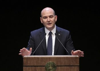 Süleyman Ne Kadar Soylu?