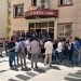 MİT’in kötü senarsyosu : 5 yıl önceki de, dün babasından şiddet görüp evden kaçan çocuğun ailesi de HDP binası önünde!