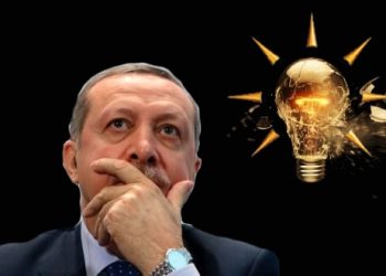 İçte Çöküş Yaşayan, Dışta Bataklığa Saplanan AKP Rejimi