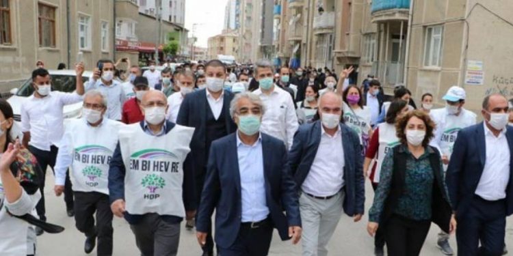 Türkiye’yi HDP’nin Barış ve Demokrasi Mücadelesi Kurtarır