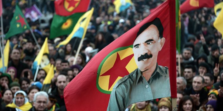 Uluslararası Komplo ve Dem Dema Azadiyê Hamlesi