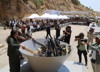 ‘Em Bi Îradeya Xwe Ya Azad Çekên Xwe Îmha Dikin’
