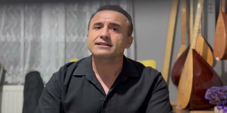 Gelo Hunermend Mem Ararat Dixwaze Çi Bike?