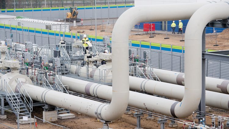 19 December 2019, Mecklenburg-Western Pomerania, Lubmin: View of the natural gas receiving station of the European gas connection pipeline Eugal. The Eugal pipeline connects the natural gas receiving station in Lubmin near Greifswald with the gas pressure regulating and metering station in Deutschneudorf (Saxony) near the Czech border. According to the company, up to 30.9 billion cubic meters of natural gas can be transported per year. Until the Nord Stream 2 Baltic Sea pipeline is completed, the pipeline will be fed from the North European Gas Pipeline NEL. Photo: Stefan Sauer/dpa-Zentralbild/dpa (Photo by Stefan Sauer/picture alliance via Getty Images)